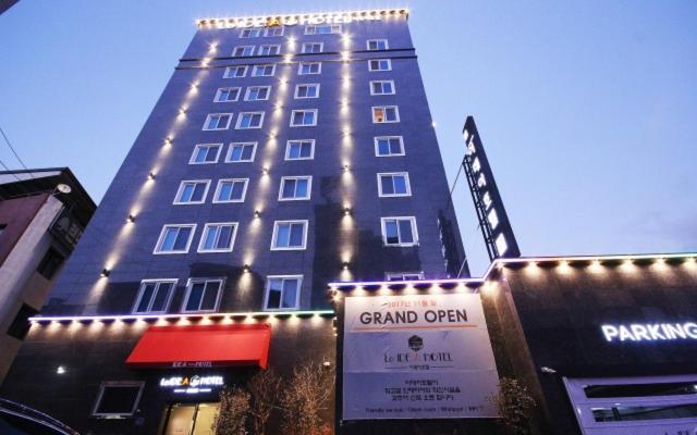 Idea Hotel Πόχανγκ Εξωτερικό φωτογραφία